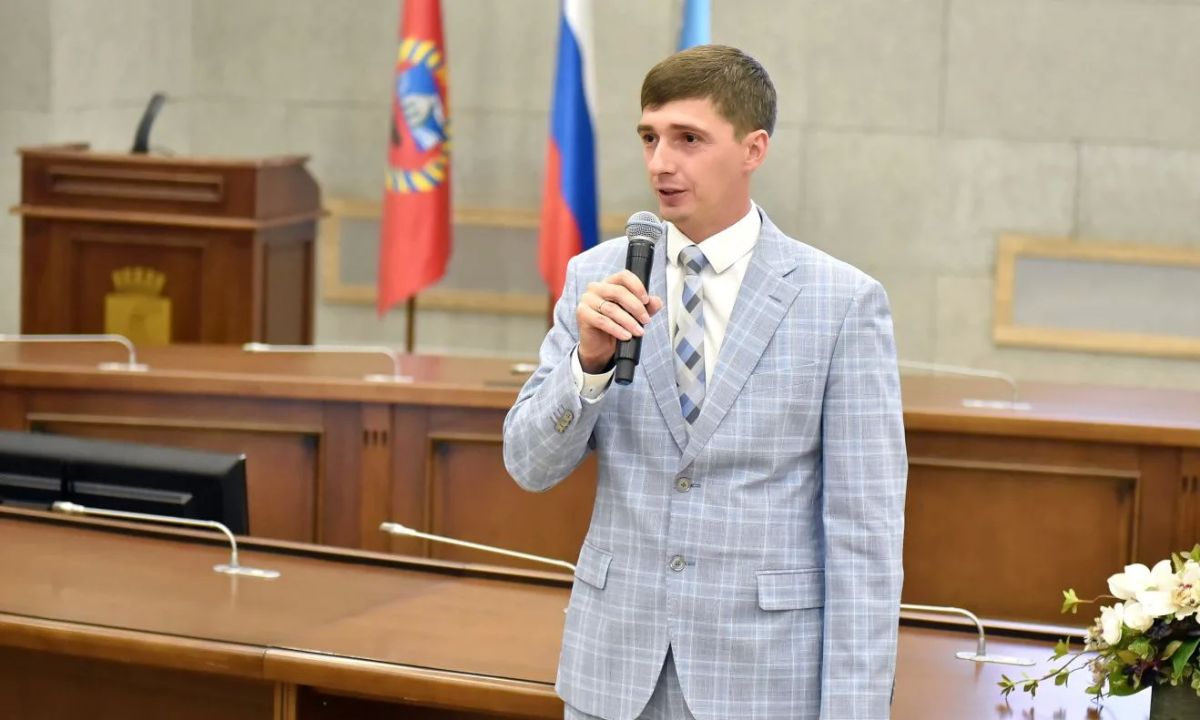 В администрации Барнаула наградили представителей строительной отрасли В администрации Барнаула наградили представителей строительной отрасли