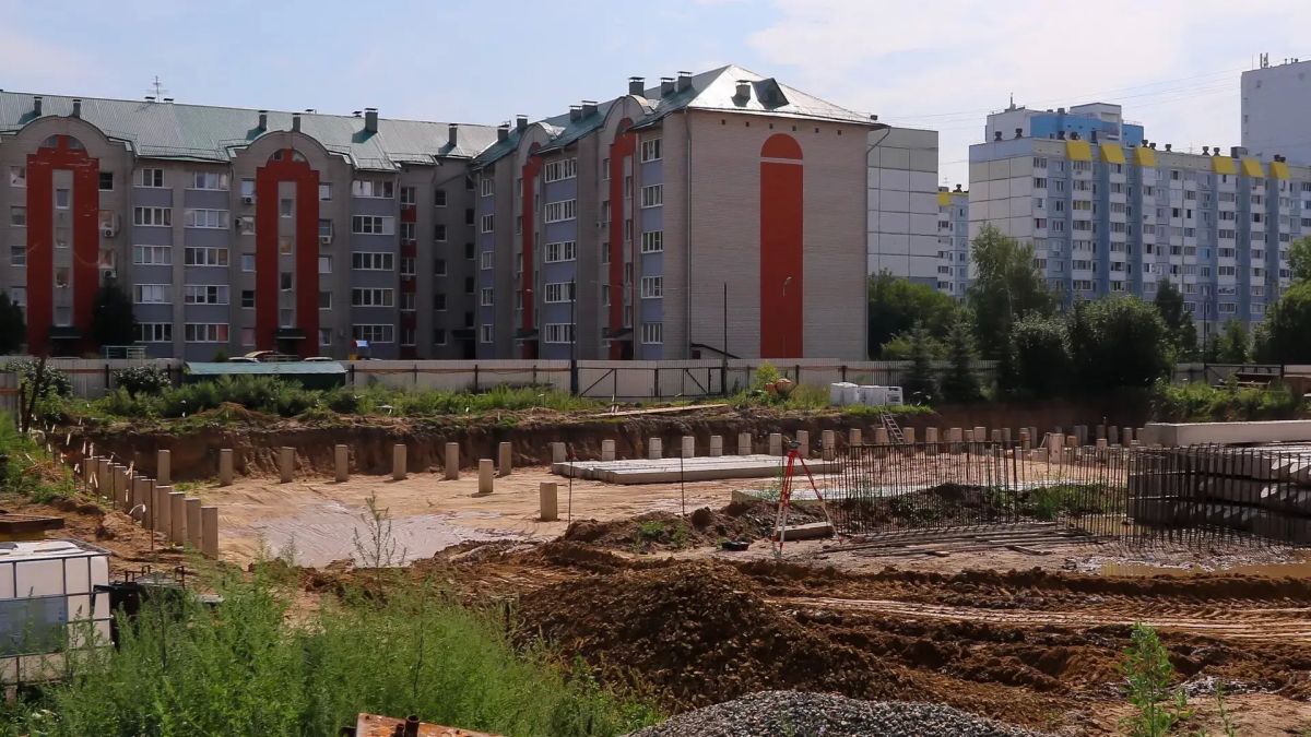 В Индустриальном районе Барнаула началось строительство новой музыкальной школы, которая станет крупнейшим культурным объектом за последние пять лет В Индустриальном районе Барнаула началось строительство новой музыкальной школы, которая станет крупнейшим культурным объектом за последние пять лет