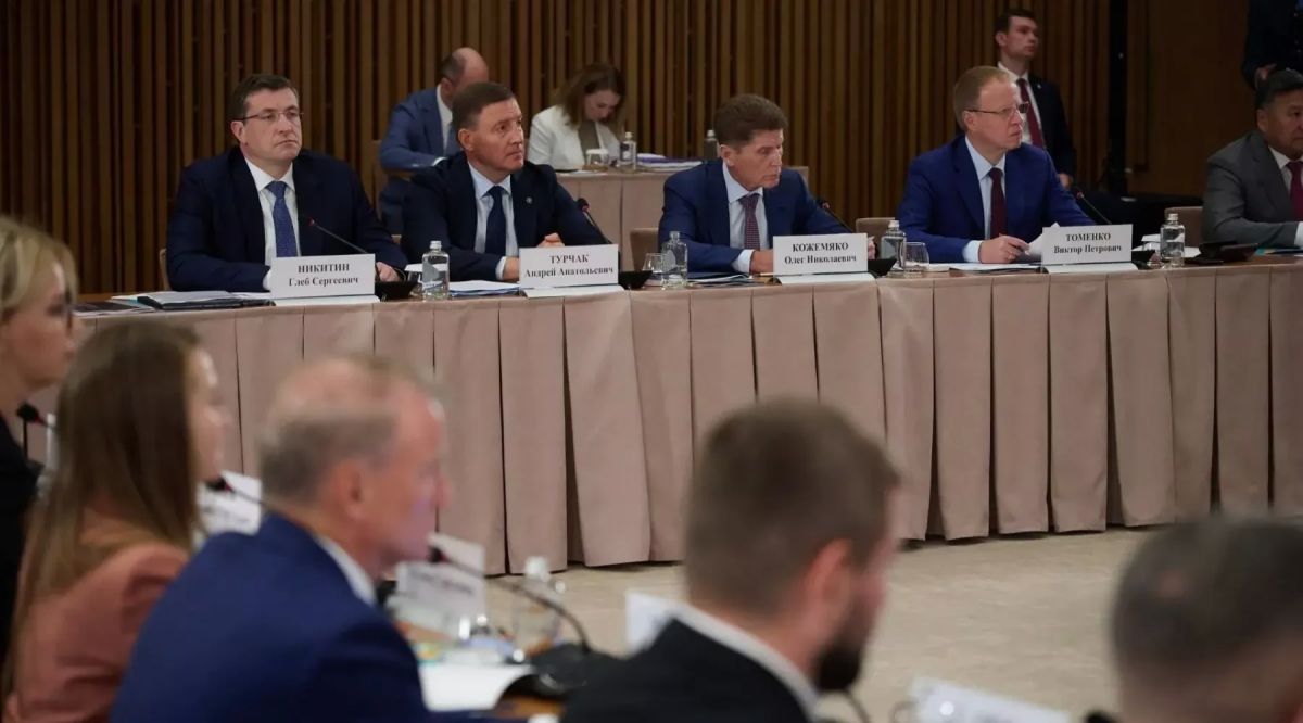 Губернатор Алтайского края Виктор Томенко презентовал Мишустину проекты по развитию туризма в регионе