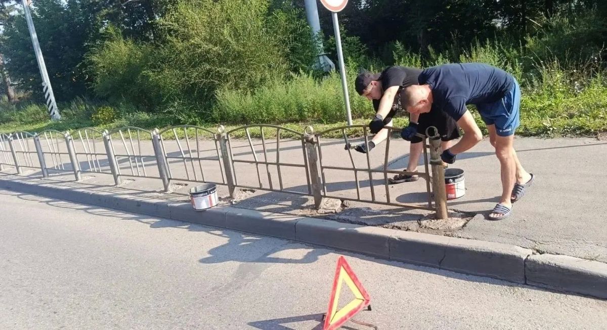 В Бийске продолжаются работы по благоустройству и ремонту городских территорий В Бийске продолжаются работы по благоустройству и ремонту городских территорий