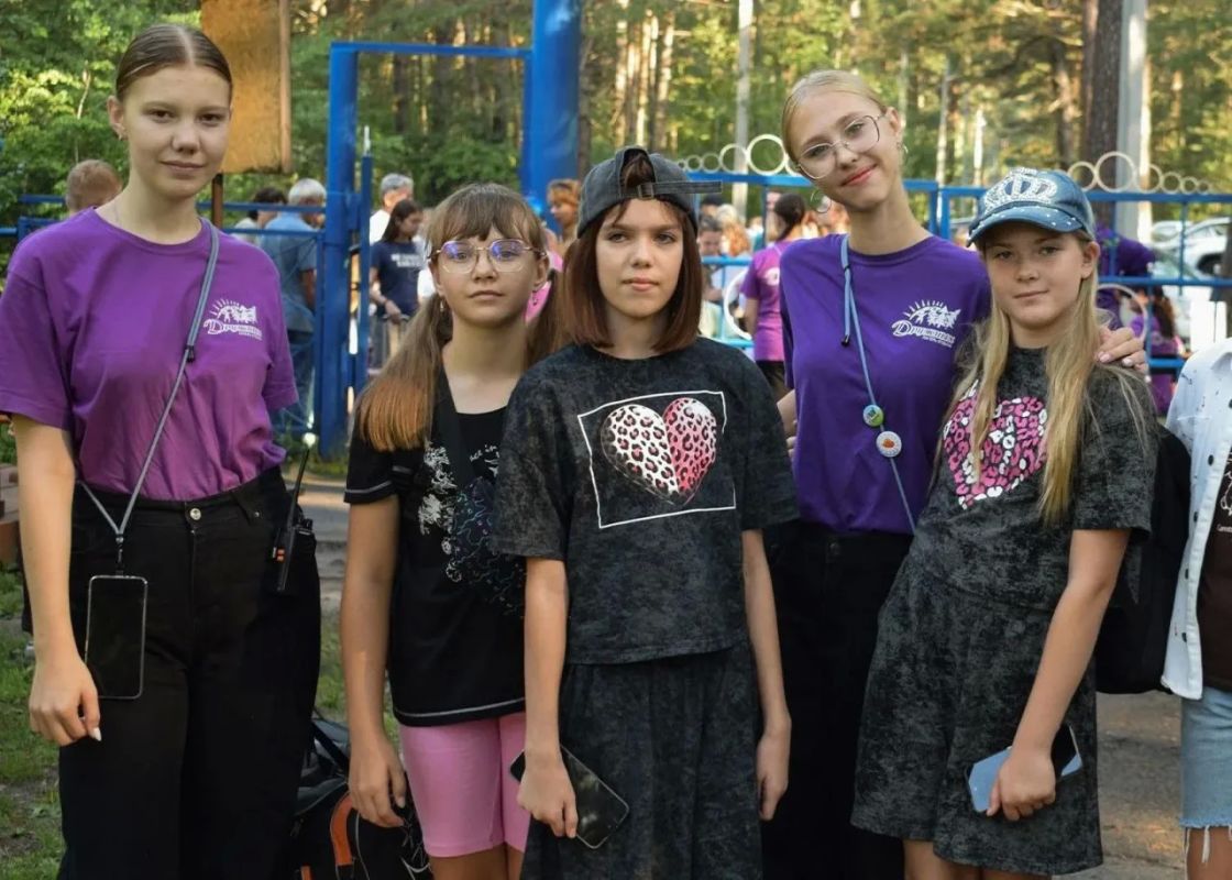 В летних загородных лагерях Барнаула стартуют четвертые смены В летних загородных лагерях Барнаула стартуют четвертые смены