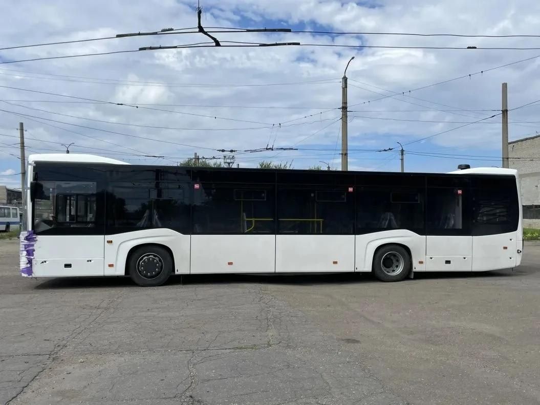 Первая партия новых автобусов приехала в Барнаул Первая партия новых автобусов приехала в Барнаул