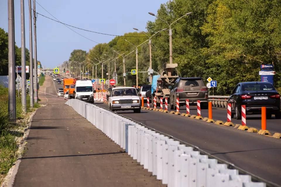 В Барнауле ремонтируют вторую половину федерального путепровода