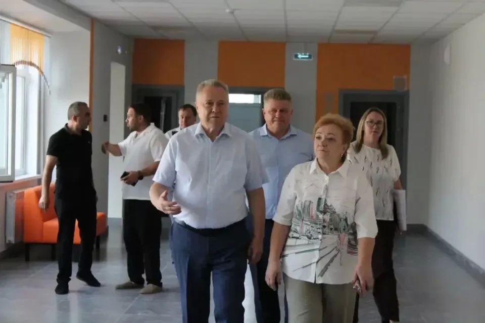 В барнаульских школах №60 и №102 завершается масштабный капремонт В барнаульских школах №60 и №102 завершается масштабный капремонт