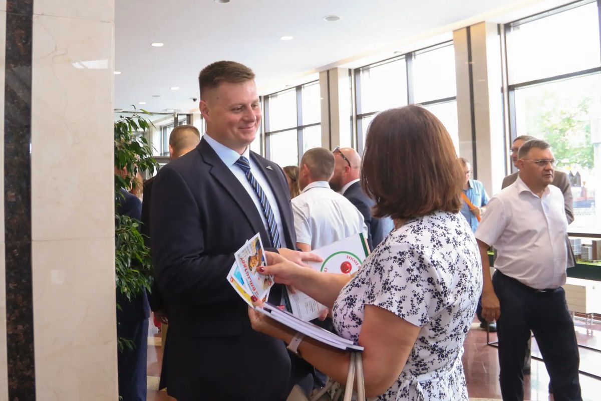 В Барнауле чествовали строителей перед профессиональным праздником В Барнауле чествовали строителей перед профессиональным праздником
