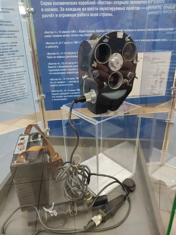 Самого молодого космонавта планеты и автора первых снимков Земли с орбиты вспоминают в Алтайском крае Самого молодого космонавта планеты и автора первых снимков Земли с орбиты вспоминают в Алтайском крае