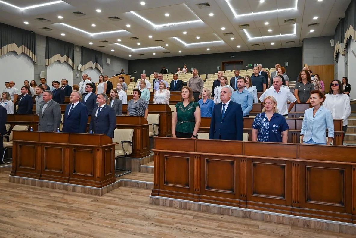 В преддверии профессионального праздника в Барнауле наградили лучших работников отрасли физической культуры и спорта В преддверии профессионального праздника в Барнауле наградили лучших работников отрасли физической культуры и спорта
