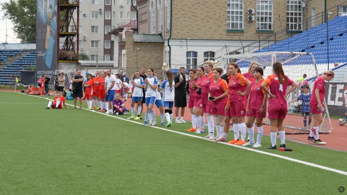 День физкультурника в Барнауле прошли турниры по футболу, баскетболу, армрестлингу и сдача ГТО