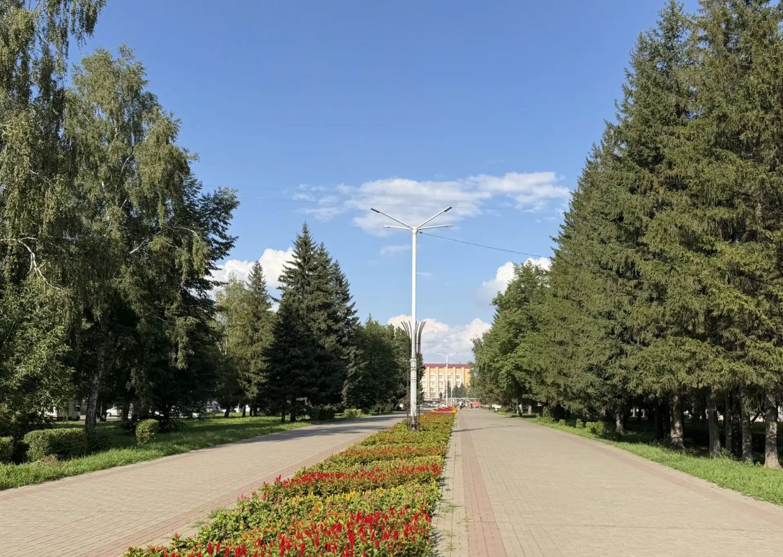 Внимание. В Алтайском крае с 9 по 13 августа 2026 года, местами ожидается аномально жаркая погода с максимальными температурами воздуха +30°С и выше