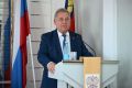 Александр Романенко вручил краевые награды жителям Новоалтайска