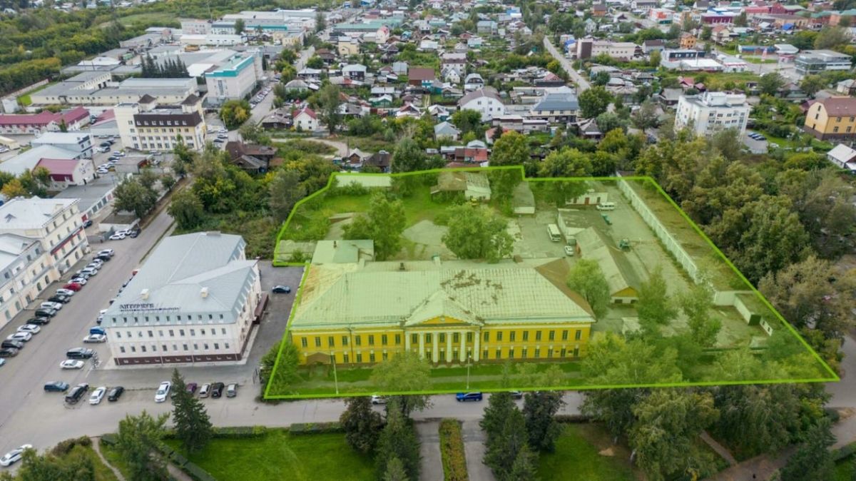 В центре Барнаула продают горный госпиталь за 34,4 млн рублей