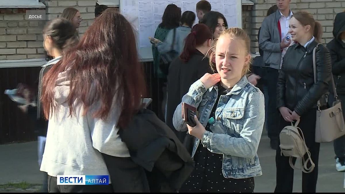 Мест в десятых классах Барнаула хватит всем ученикам