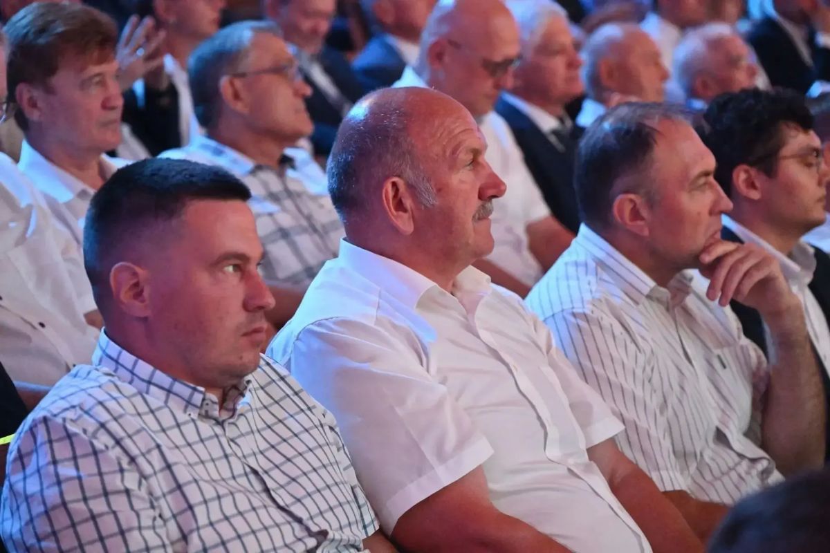 В Алтайском крае отметили День промышленника В Алтайском крае отметили День промышленника