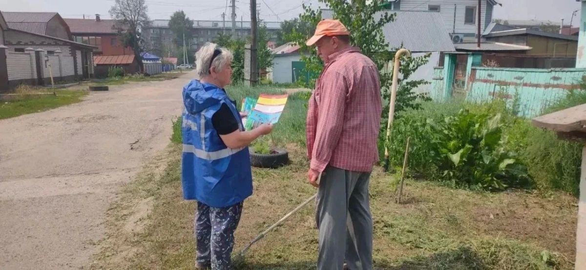 Мероприятия по обеспечению мер пожарной безопасности продолжаются в Барнауле Мероприятия по обеспечению мер пожарной безопасности продолжаются в Барнауле