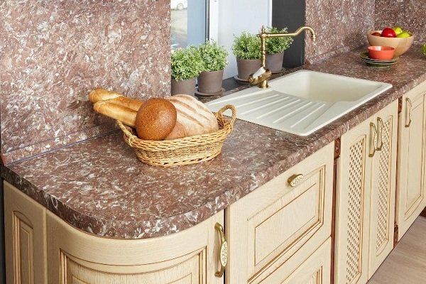 Выбор идеальной кухонной столешницы: что нового в 2025 году?