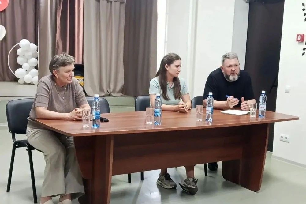 Депутат АКЗС Максим Кочев взял на контроль вопрос о пересмотре границ зон подтопления в Усть-Пристанском районе Депутат АКЗС Максим Кочев взял на контроль вопрос о пересмотре границ зон подтопления в Усть-Пристанском районе