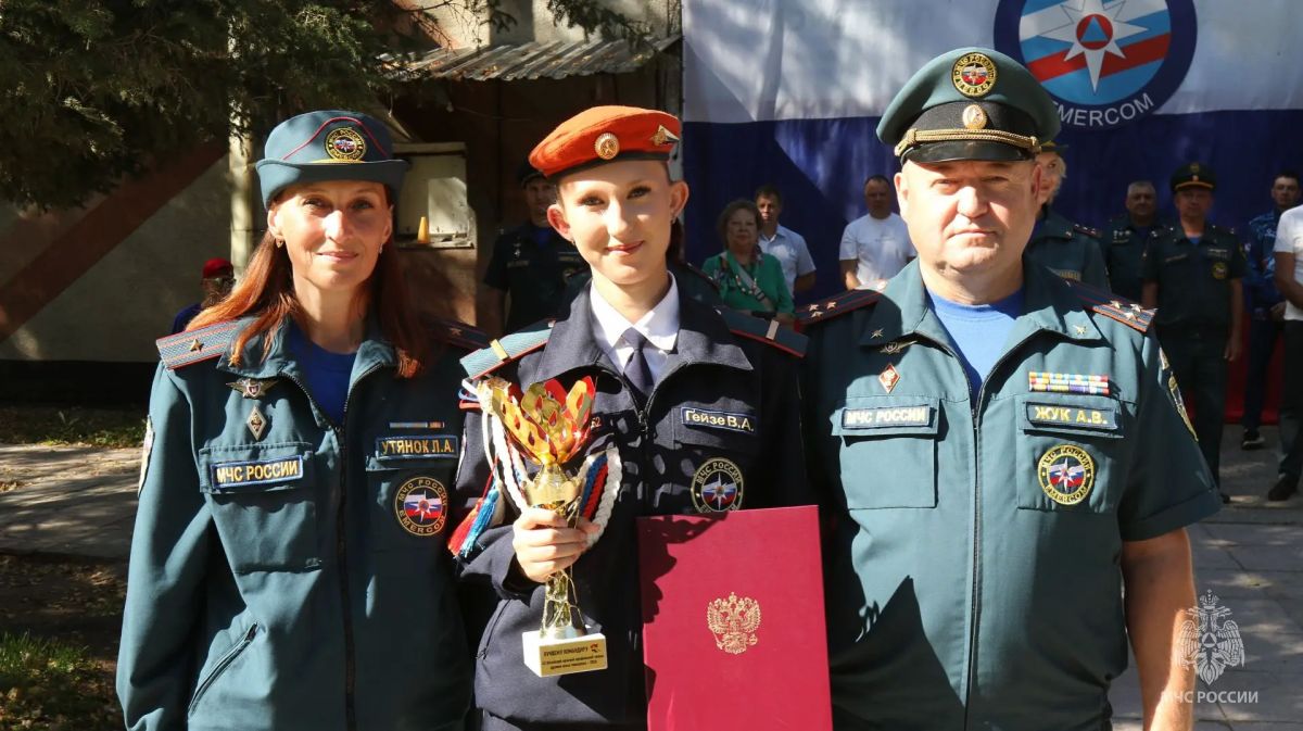 Огонь в сердце, победа в руках: в Алтайском крае завершилась 42-я профильная смена юных пожарных! Огонь в сердце, победа в руках: в Алтайском крае завершилась 42-я профильная смена юных пожарных!