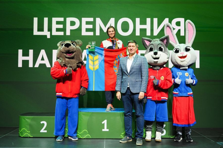 На VIII Всероссийском семейном фестивале ГТО в Красноярске семья Хвостовых из Барнаула одержала две победы в личном первенстве На VIII Всероссийском семейном фестивале ГТО в Красноярске семья Хвостовых из Барнаула одержала две победы в личном первенстве
