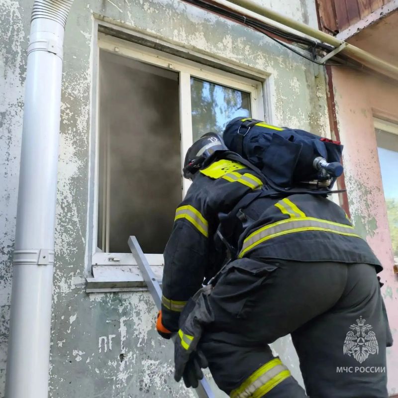 В Бийской многоэтажке ликвидирован пожар