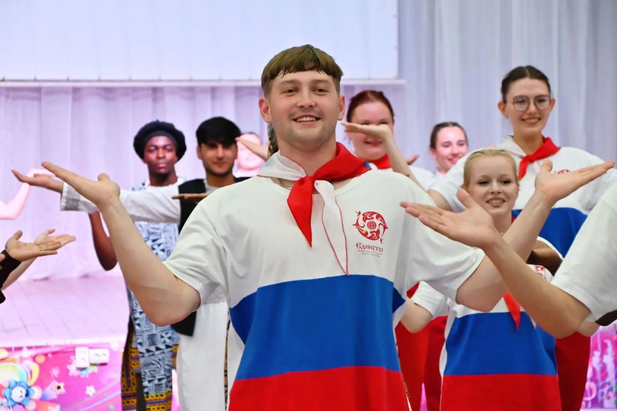 Ирина Акимова – почётный гость открытия МЛДД «Алтай-2026» Ирина Акимова – почётный гость открытия МЛДД «Алтай-2026»