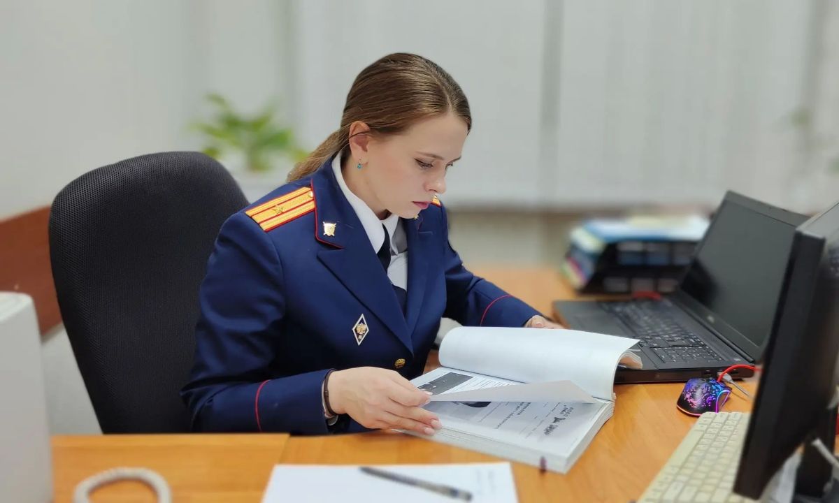 В Первомайском районе местный житель предстал перед судом по обвинению в убийстве отца