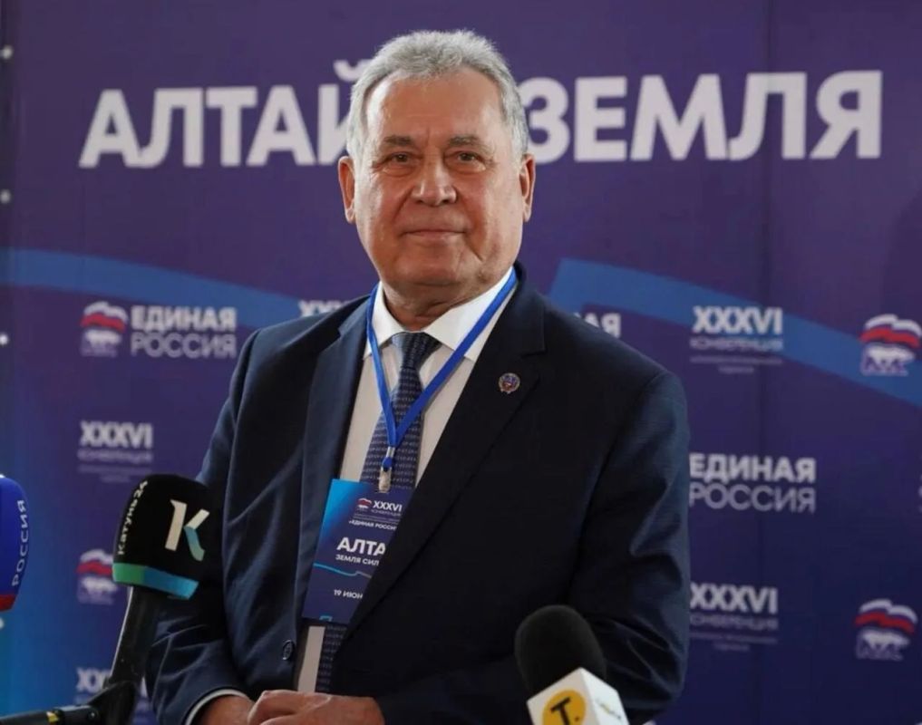 Виктор Томенко: Обратная связь с жителями Алтайского края очень важна и для моей работы, и для работы правительства региона в целом Виктор Томенко: Обратная связь с жителями Алтайского края очень важна и для моей работы, и для работы правительства региона в целом