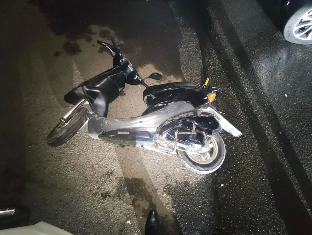 В Барнауле наказали отца 13-летнего мальчика, который катался на мопеде без прав и попал в ДТП