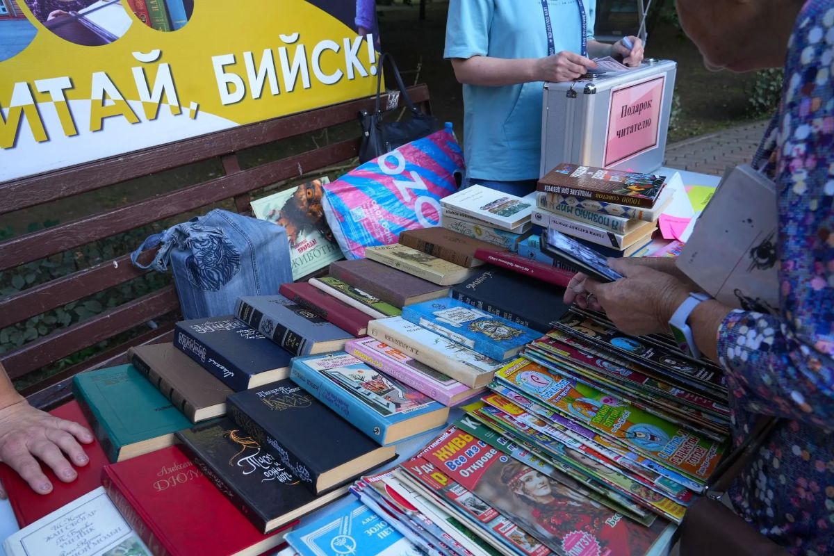 На том же месте, в тот же час На том же месте, в тот же час