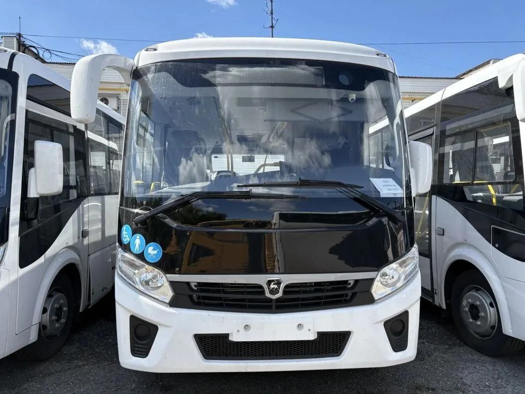 Еще семь новых автобусов привезли для обновления общественного транспорта Барнаула Еще семь новых автобусов привезли для обновления общественного транспорта Барнаула