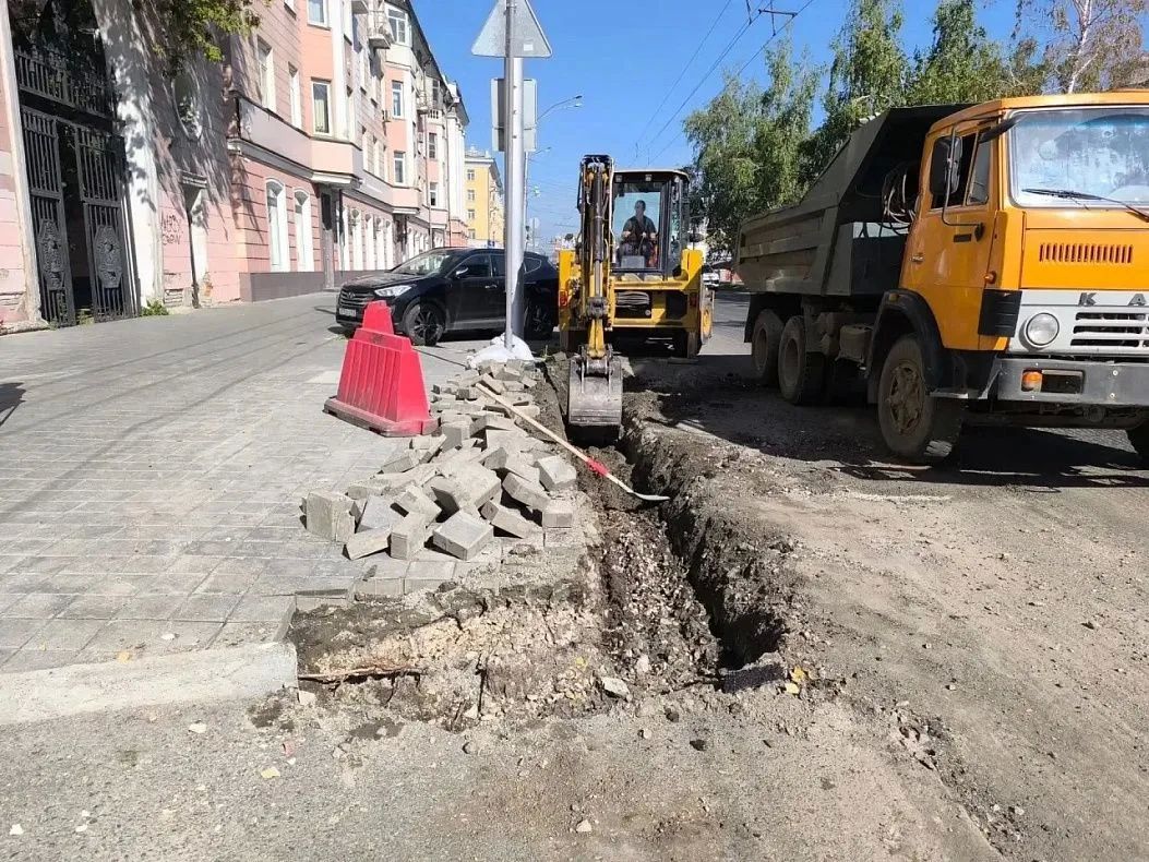 В Барнауле состоялась приемка дороги по улице Парфенова, отремонтированной в рамках нацпроекта «Инфраструктура для жизни» В Барнауле состоялась приемка дороги по улице Парфенова, отремонтированной в рамках нацпроекта «Инфраструктура для жизни»