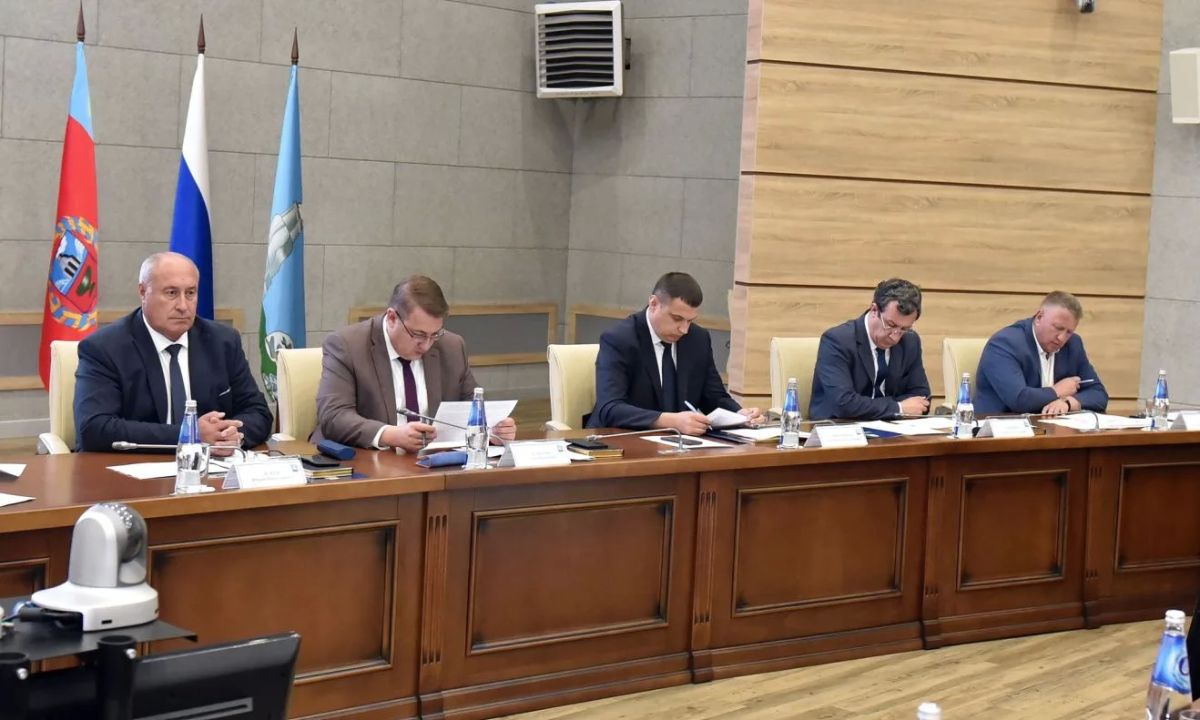 Меры противодействия наркомании и распространению наркосодержащих растений обсудили в администрации Барнаула Меры противодействия наркомании и распространению наркосодержащих растений обсудили в администрации Барнаула