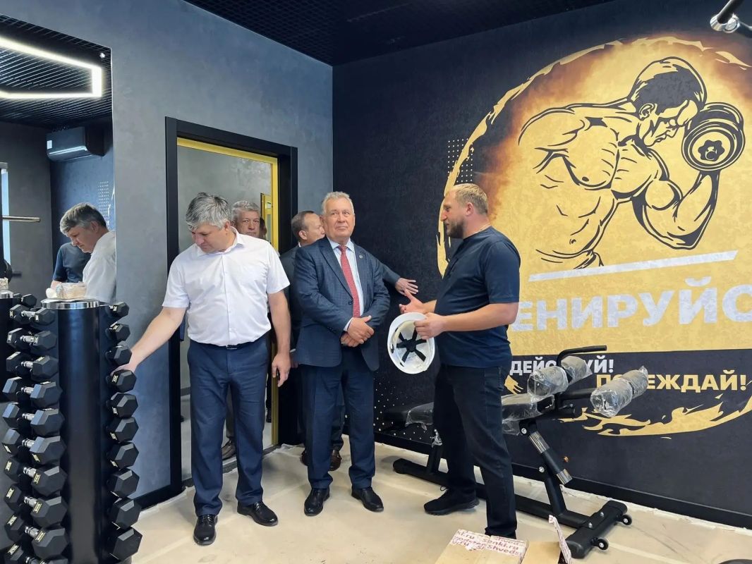В Рубцовске готовится к открытию новый спортивный центр «Атлет» В Рубцовске готовится к открытию новый спортивный центр «Атлет»