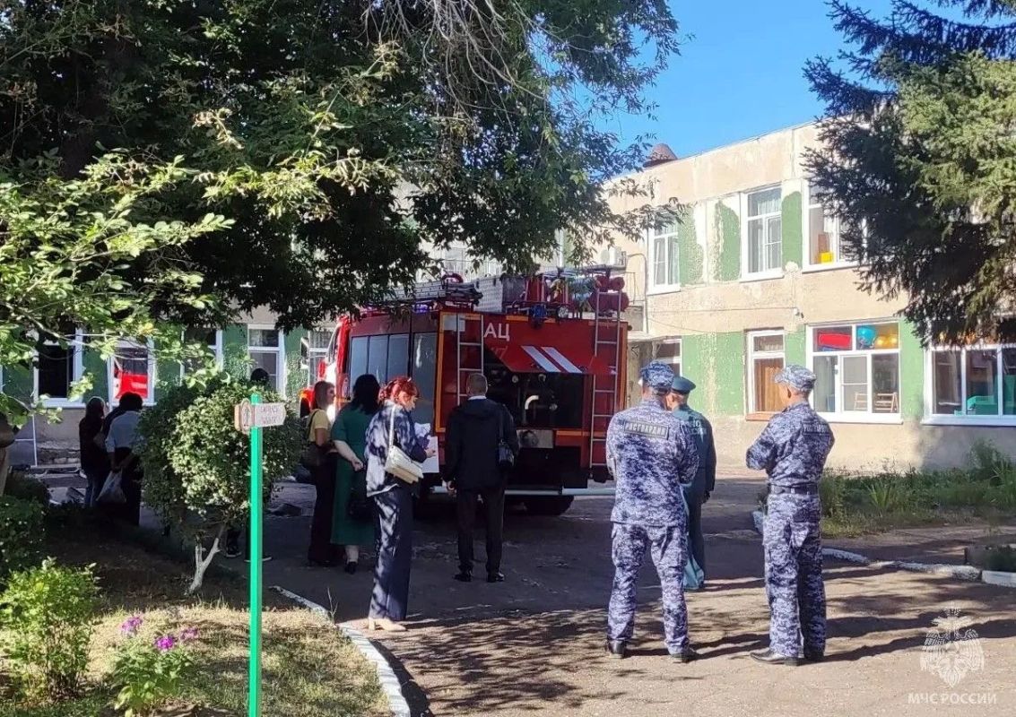 Сотрудники ГУ МЧС России по Алтайскому краю приняли участие во всероссийских учениях Сотрудники ГУ МЧС России по Алтайскому краю приняли участие во всероссийских учениях