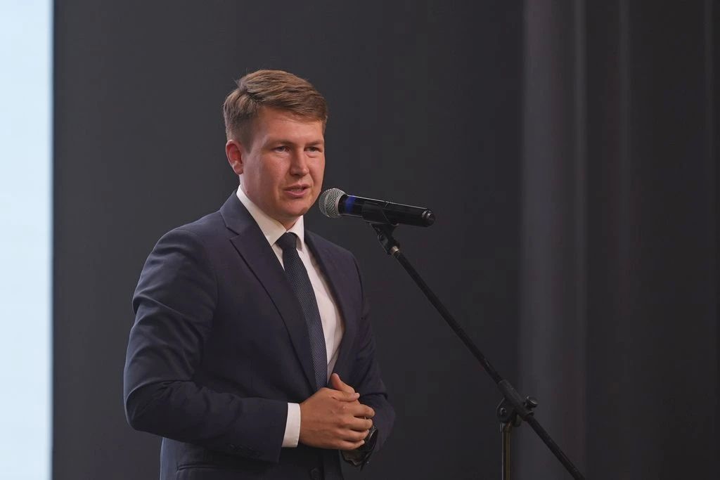 Участники программы «Алтай – земля Героев» получили дипломы Участники программы «Алтай – земля Героев» получили дипломы