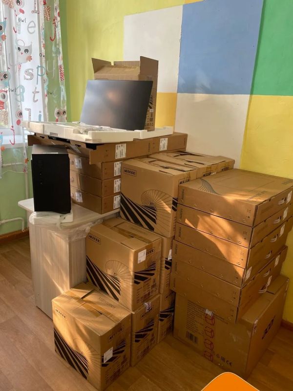 Детская художественная школа Рубцовска получила новое оборудование Детская художественная школа Рубцовска получила новое оборудование