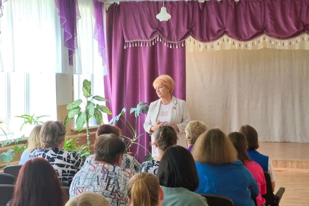Ирина Солнцева оценила работу социальных объектов Новичихинского района Ирина Солнцева оценила работу социальных объектов Новичихинского района
