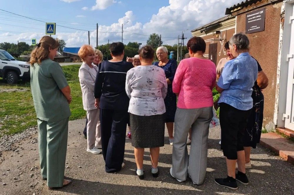 Ирина Солнцева оценила работу социальных объектов Новичихинского района Ирина Солнцева оценила работу социальных объектов Новичихинского района