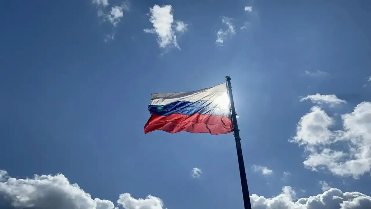 Как избирательная система Алтайского края отметила День Государственного флага России Как избирательная система Алтайского края отметила День Государственного флага России