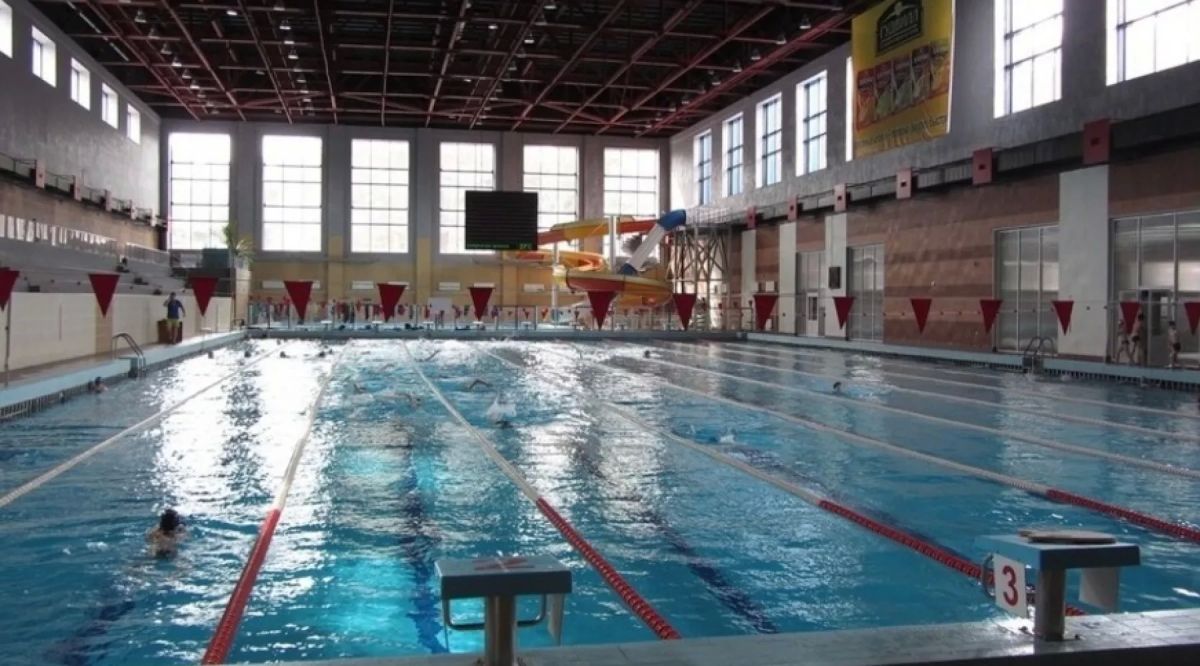 В спорткомплексе «Заря» в Бийске планируют провести капремонт бассейна