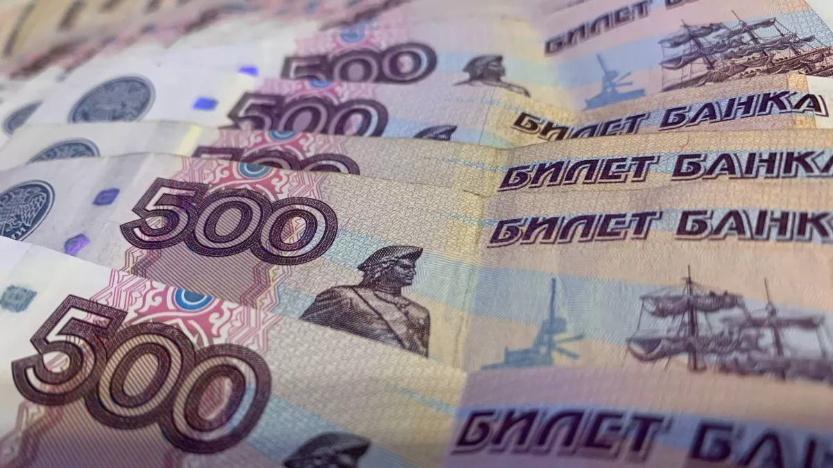 Почти половина россиян фактически взяли на себя управление финансами пожилых родственников, а около 70% используют цифровые сервисы для защиты денег