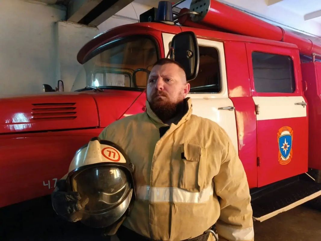 Представитель чрезвычайного ведомства стал выпускником программы «Алтай - земля героев» Представитель чрезвычайного ведомства стал выпускником программы «Алтай - земля героев»