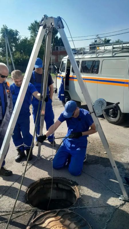Сегодня отправимся в гости к спасателям поисково-спасательного центра нашего Управления! Сегодня отправимся в гости к спасателям поисково-спасательного центра нашего Управления!