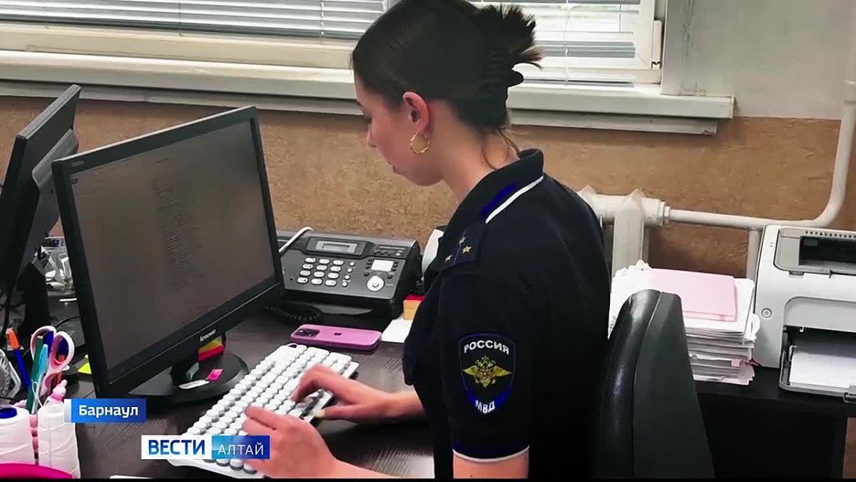 Полицейские задержали в Барнауле 18-летнего курьера из Новосибирска