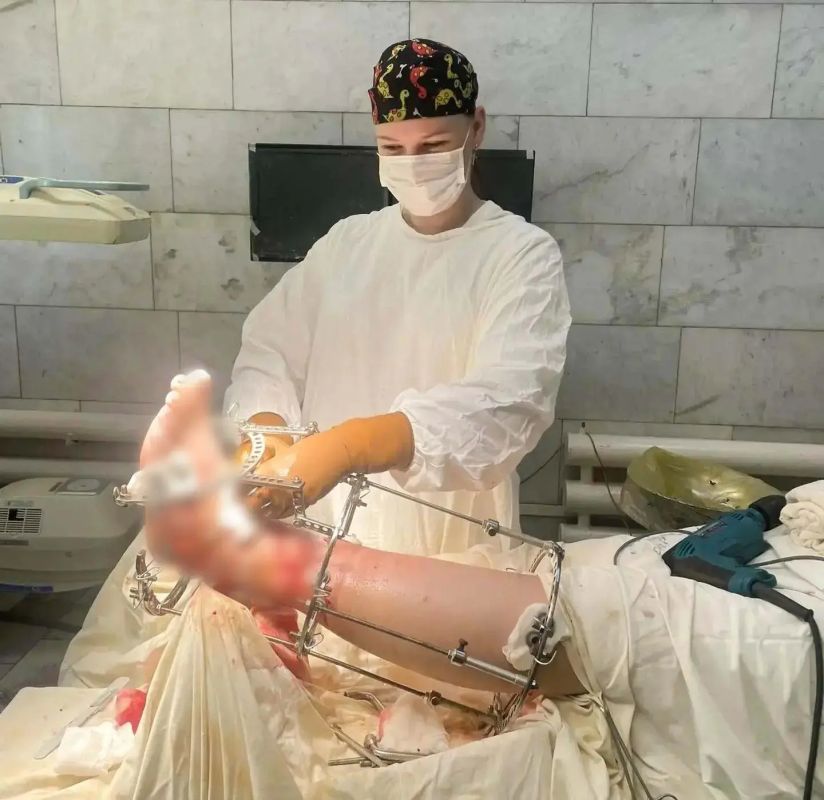 Барнаульский врач спасла ногу мотоциклиста от ампутации Барнаульский врач спасла ногу мотоциклиста от ампутации