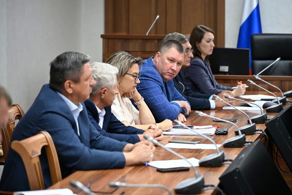 Парламентарии взяли на контроль ситуацию с обмелением Правдинского водохранилища после массовых обращений граждан Парламентарии взяли на контроль ситуацию с обмелением Правдинского водохранилища после массовых обращений граждан