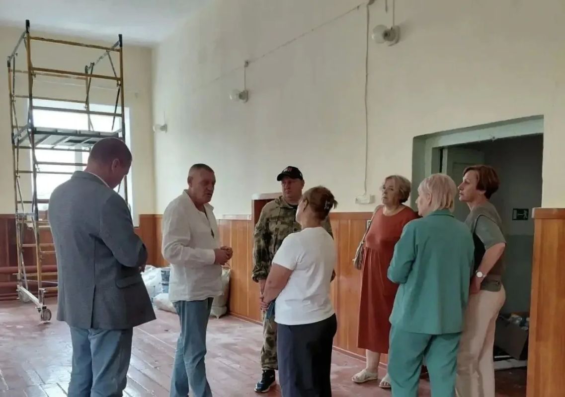 Татьяна Ильюченко проверила готовность школ Бийского района к 1 сентября