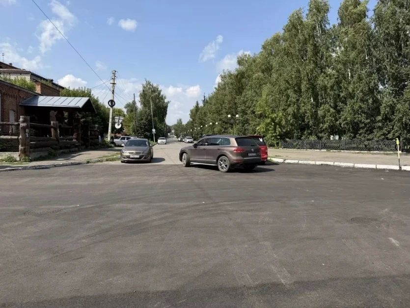 В центральной части Бийска сняли ограничения, изза которых всё лето ряд улиц превращался в тупики В центральной части Бийска сняли ограничения, изза которых всё лето ряд улиц превращался в тупики