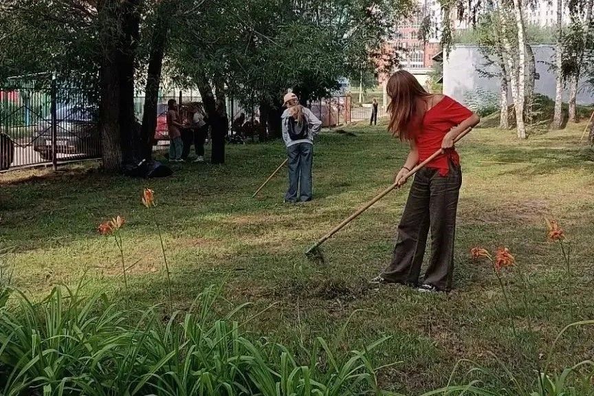 Накануне нового учебного года школы города подводят итоги летней трудовой практики учащихся Накануне нового учебного года школы города подводят итоги летней трудовой практики учащихся