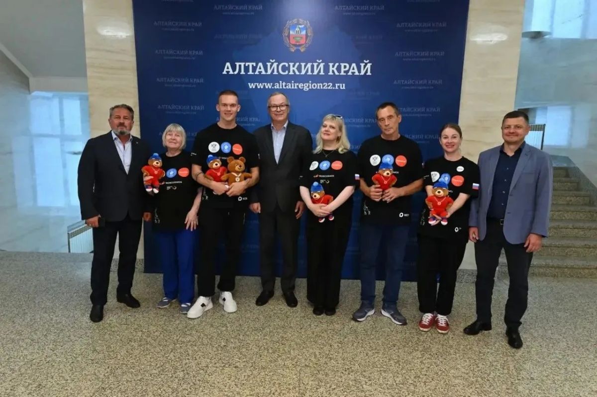 Рекордсмен Сергей Бойцов поблагодарил Алтайский край за помощь в организации прыжка из стратосферы Рекордсмен Сергей Бойцов поблагодарил Алтайский край за помощь в организации прыжка из стратосферы