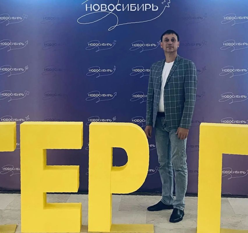 Делегация Алтайского края примет участие в церемонии передачи флага конкурса «Мастер года» в Новосибирске Делегация Алтайского края примет участие в церемонии передачи флага конкурса «Мастер года» в Новосибирске